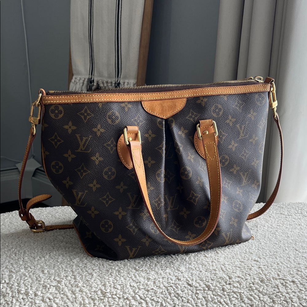 Authentic LOUIS VUITTON Palermo PM Monogram Canvas Leather Handbag